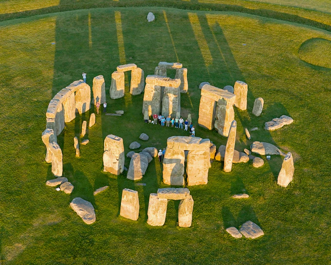 From London: Stonehenge Inner Circle Access & Windsor Day Trip