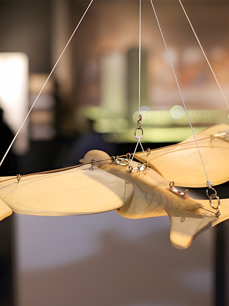 Mechanical bird model at Leonardo3 Museum, Milan.