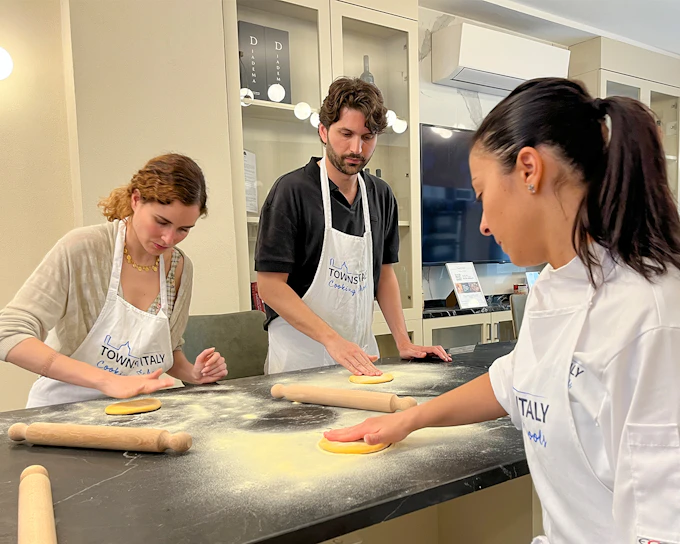 Florence Pasta-Making Class With Unlimited Tuscan Wine