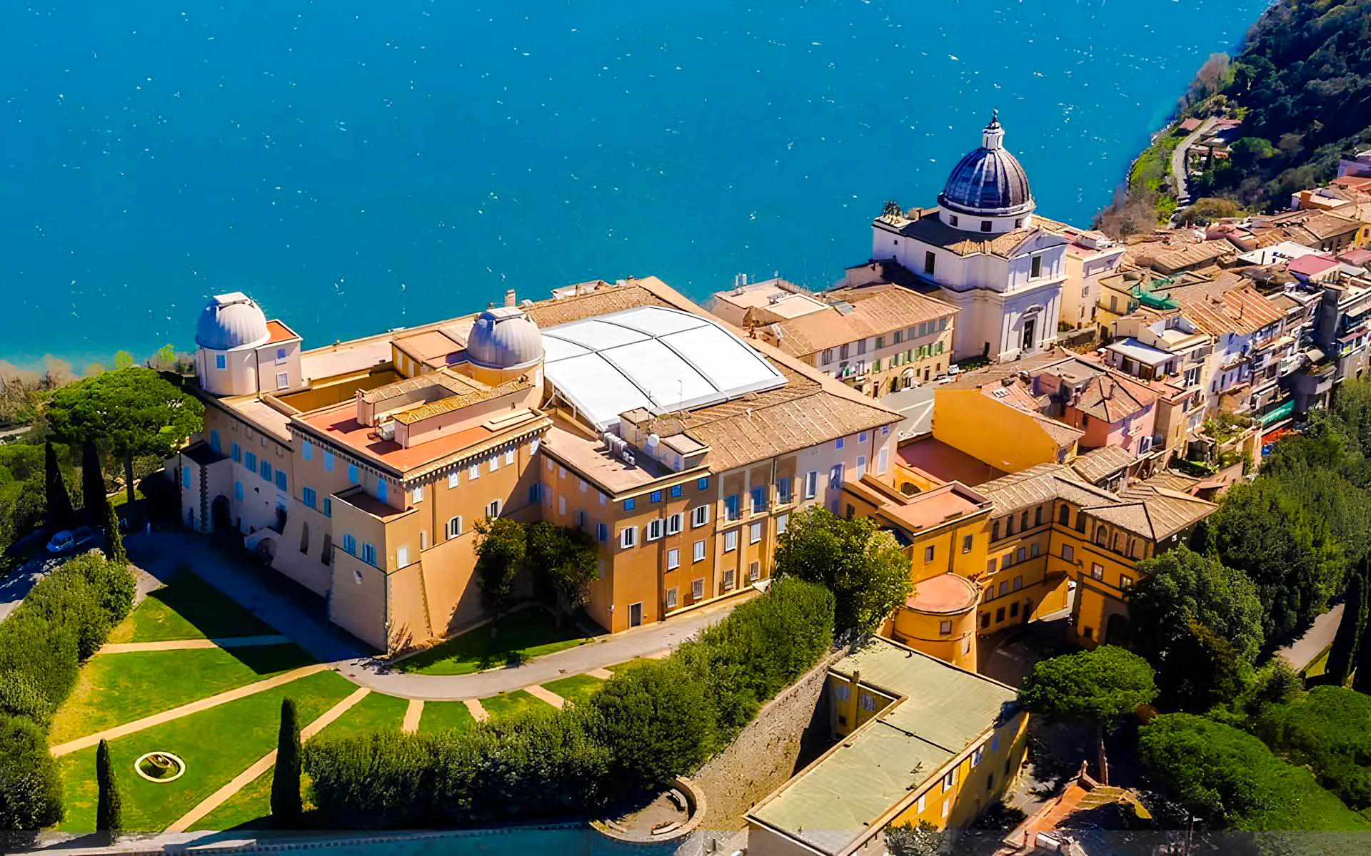 Castel Gandolfo overlooking Lake Albano, with private tour access from Rome.