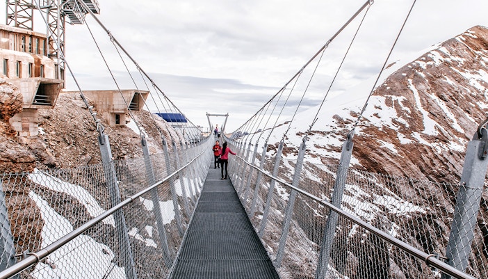 Titlis Cliff Walk