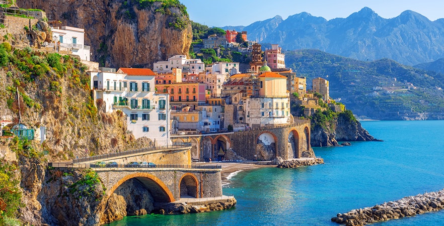 Tururi de la Napoli la Coasta Amalfi