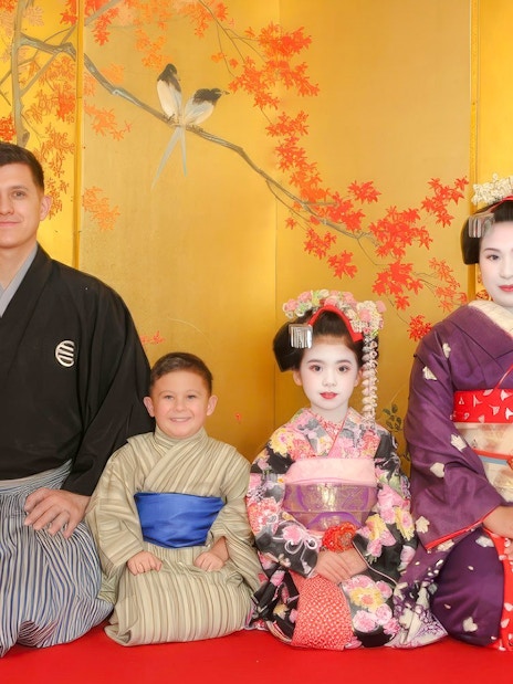 Family in traditional attire at Maiko Makeover & Photoshoot, Kyoto.