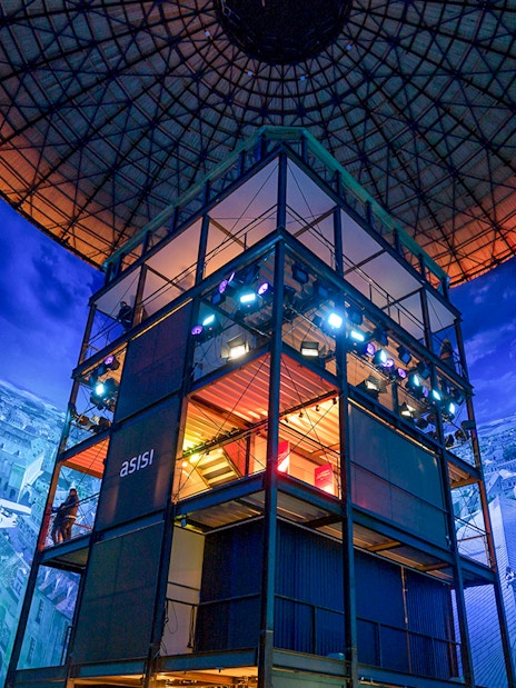 Panometer Dresden interior with panoramic cityscape display.