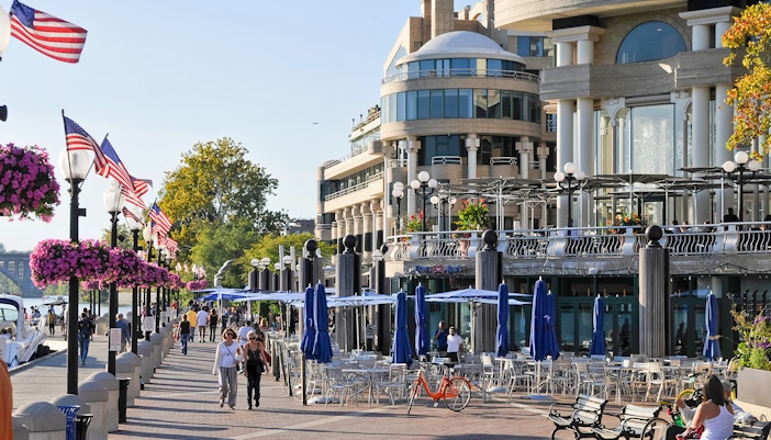 Georgetown, Waterfront Park, Washington DC, USA