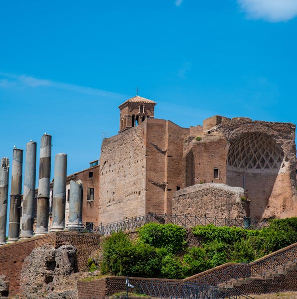 Explore Nero’s golden palace at Domus Aurea