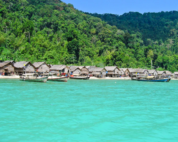 Guided Mu Ko Surin National Park Speedboat Day Trip with Snorkeling and Lunch (Product 54918)