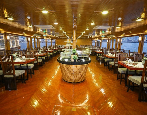 Crucero con cena en dhow dubai