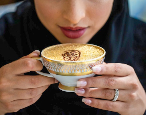 Guided Tour + Gold Cappuccino