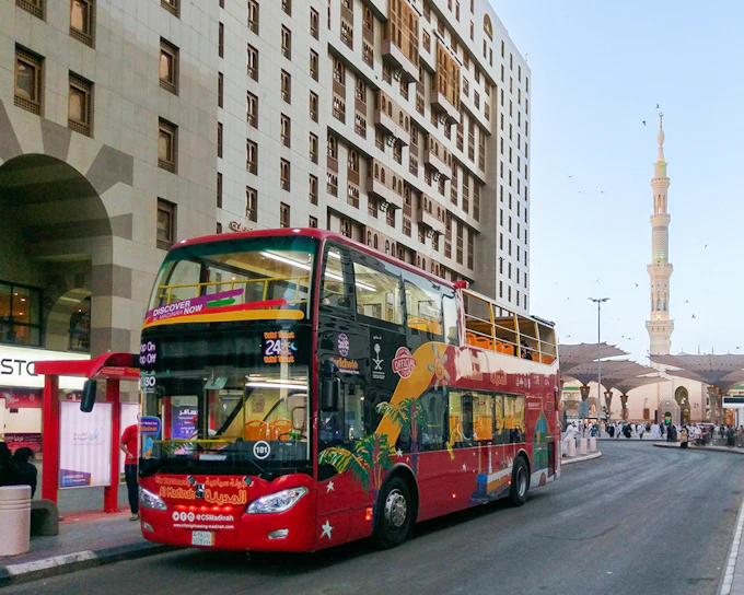 Medina Hop-on Hop-off Sightseeing Bus Tour with 2 Routes and 12 Stops