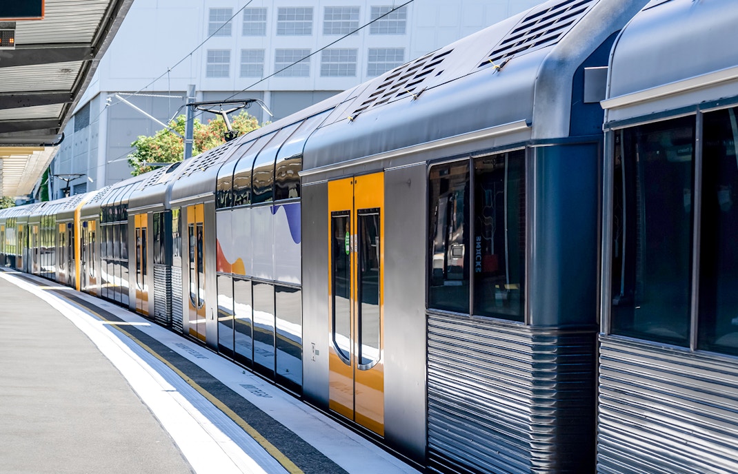 getting to SEA LIFE Sydney by bus