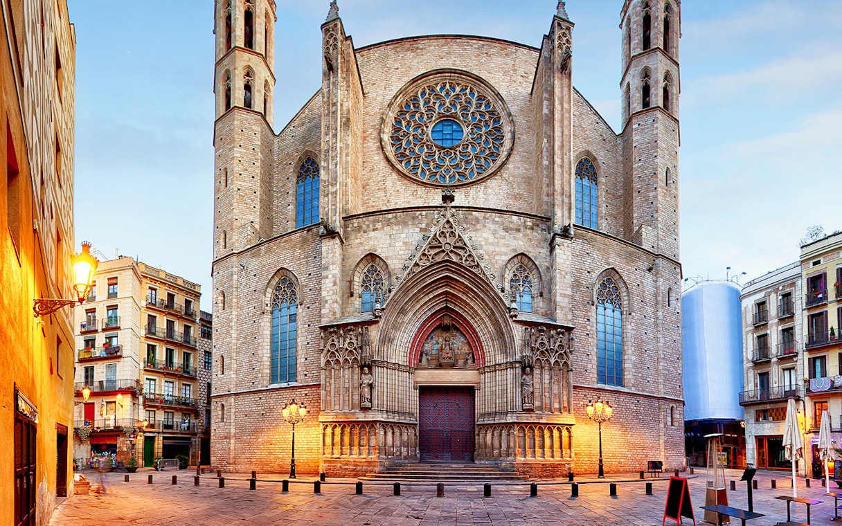 Santa Maria del Mar facade in Barcelona, showcasing Gothic architecture.