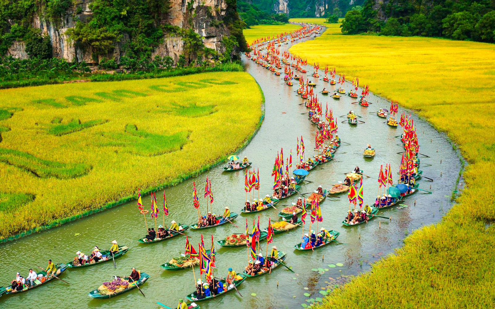 From Hanoi: Ninh Binh Small-Group Limousine Day Trip with Hoa Lu, Trang An Boat & Mua Cave Image 2