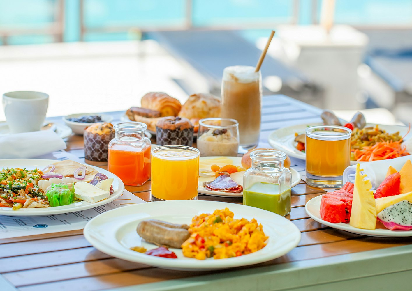 singapore zoo breakfast with orangutans