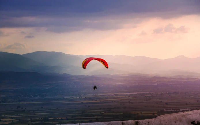 Pamukkale: Tandem Paragliding Over Hierapolis and Pamukkale Travertines