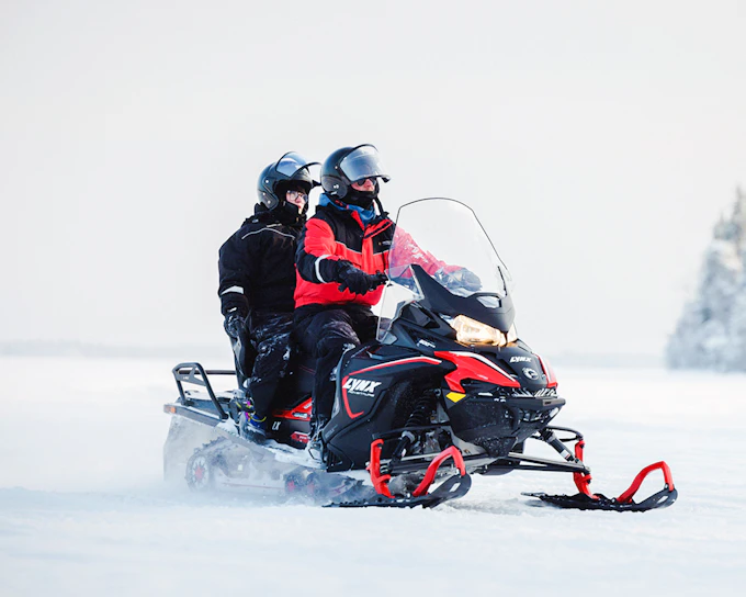 Rovaniemi: Husky & Reindeer Experience and Snowmobile Ride