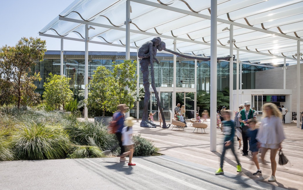 Bronze sculpture "Here Comes Everybody" by Francis Upritchard at Art Gallery of New South Wales, Sydney.