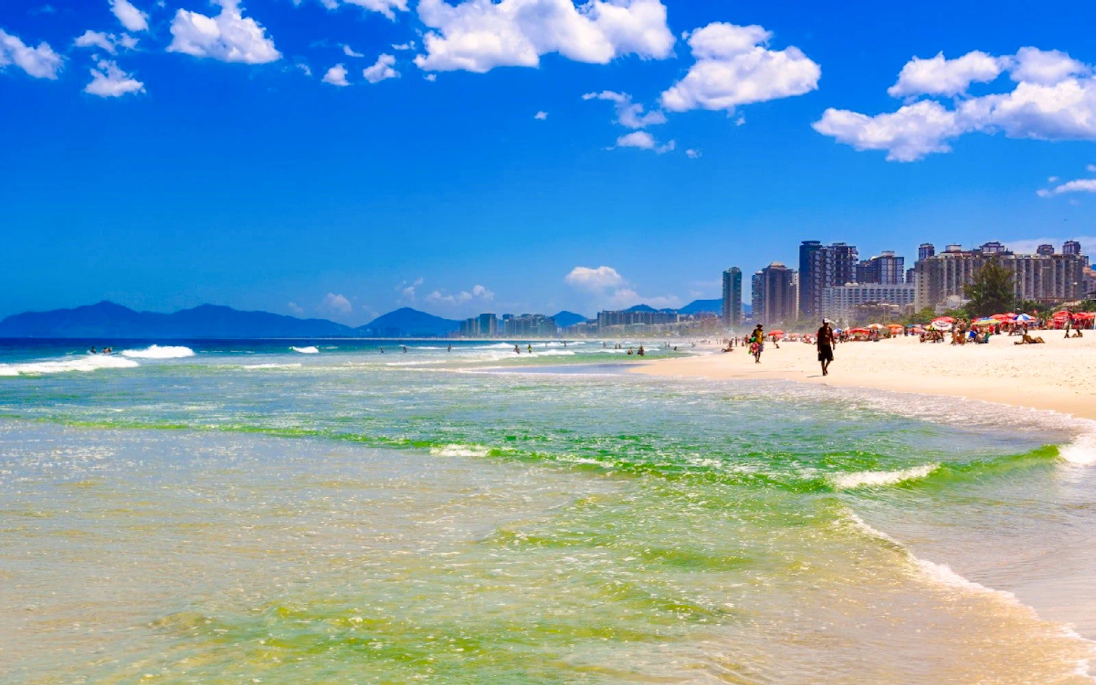 From Rio de Janeiro: Prainha & Grumari 4x4 Jeep Tour With Scenic Viewpoints (Product 55777)