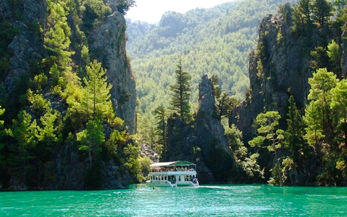 From Antalya: Green Canyon Boat Tour With Lunch, Soft Drinks and Round-Trip Hotel Transfers
