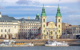 - Kościół parafialny Inner City