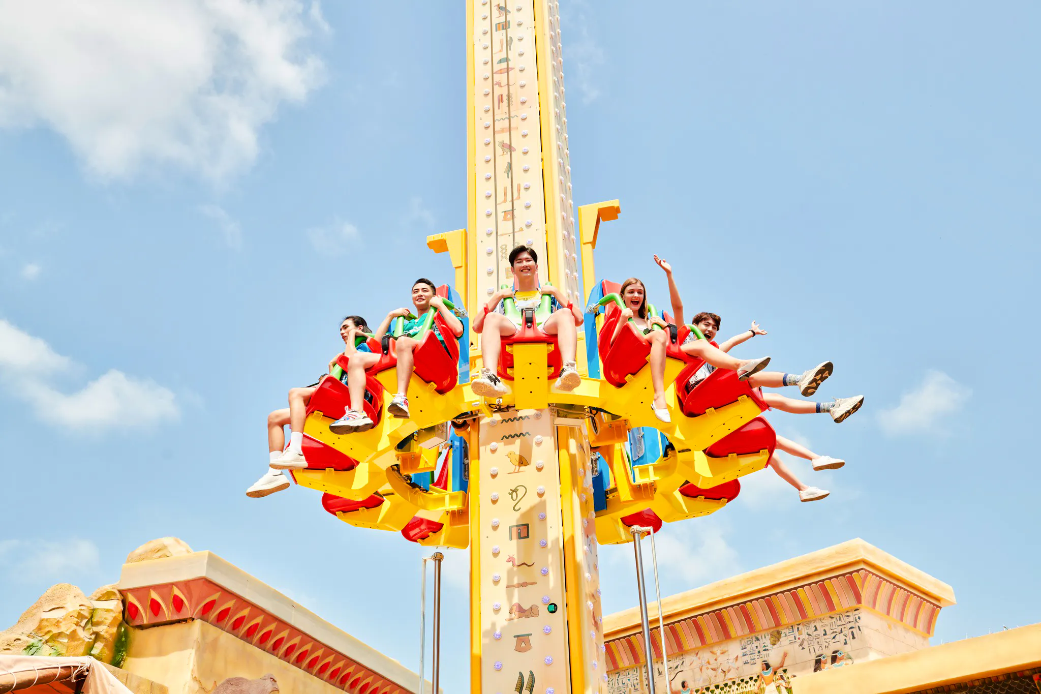 Visitors enjoying a drop tower ride at VinWonders, Phu Quoc.