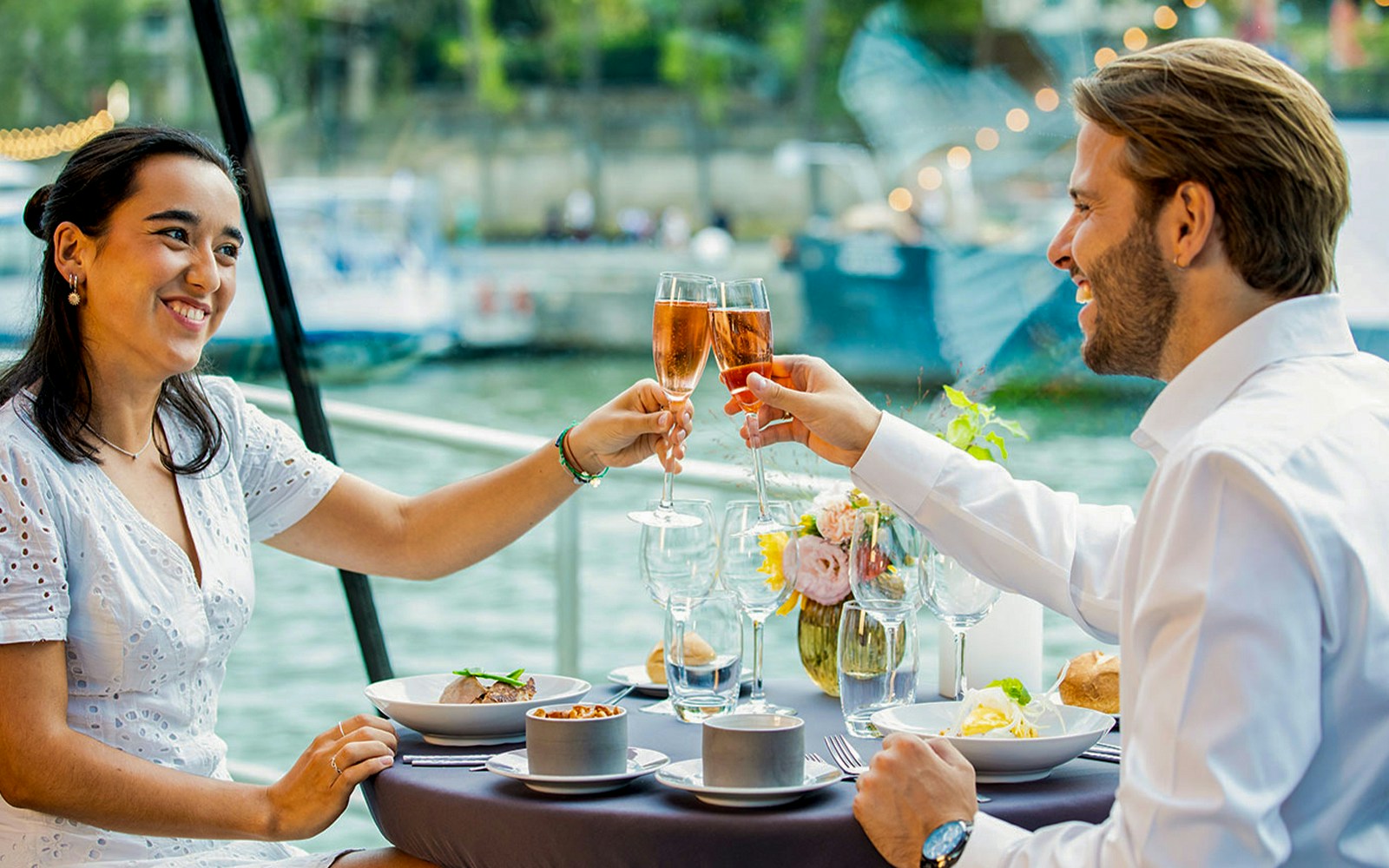 Evening Dinner Cruise on the Seine