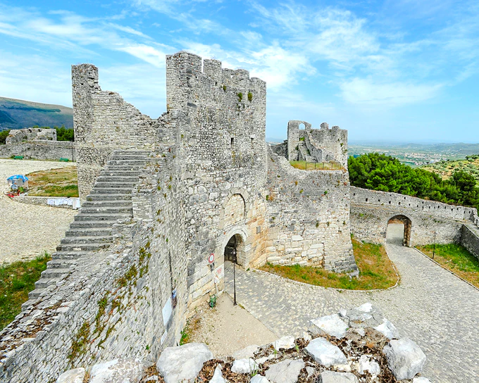 From Tirana: Berat Castle, Old Town, and Belshi Lake Day Trip