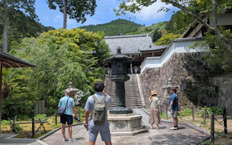 kyoto’da bambu ormanları, dağ tapınakları ve yerel suşi öğle yemeği i̇çeren e-bisiklet turu-7