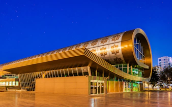 vandretur i baku: gamlebyen og det moderne baku-3