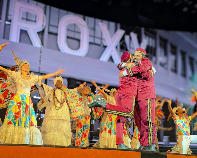 Roxy Dinner Show with Hotel Transfers in Rio de Janeiro (Product 55902)