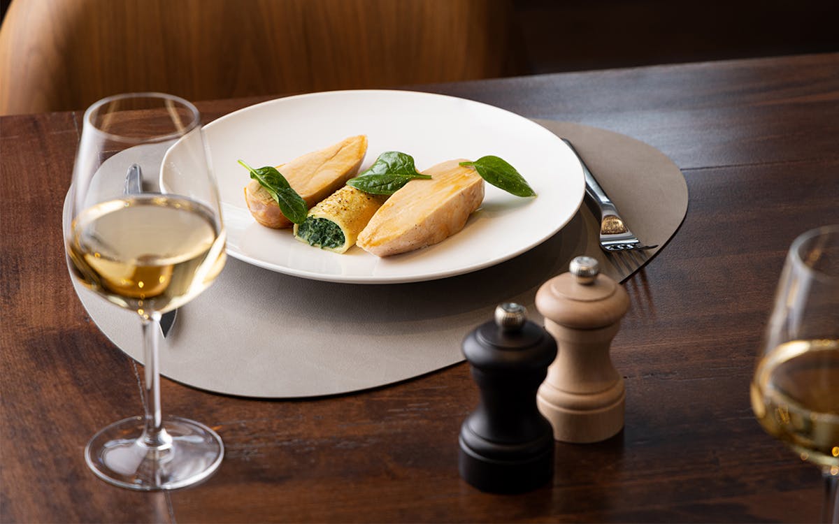 eiffel tower's madame brasserie lunch 12 pm-5 eiffel tower's madame brasserie lunch 12 pm-5