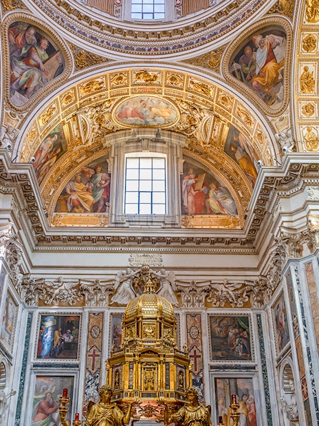 Santa Maria Maggiore Papal Altar with ornate frescoes and gold detailing.