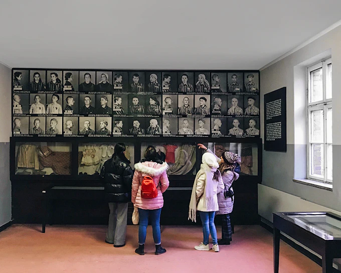 Auschwitz & Birkenau Guided Tour with Transfers & Optional Private Tour