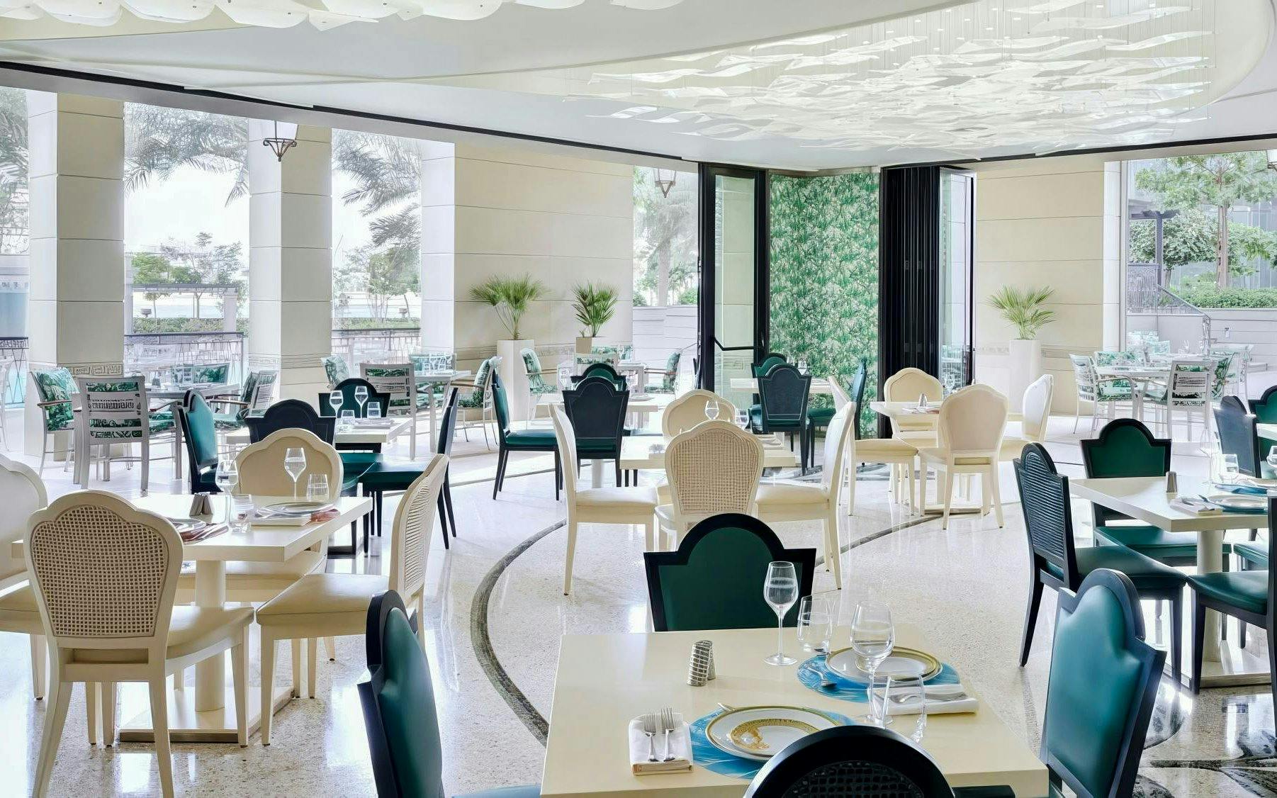 palazzo versace dubai: ужин «шведский стол» в ресторане giardino-3