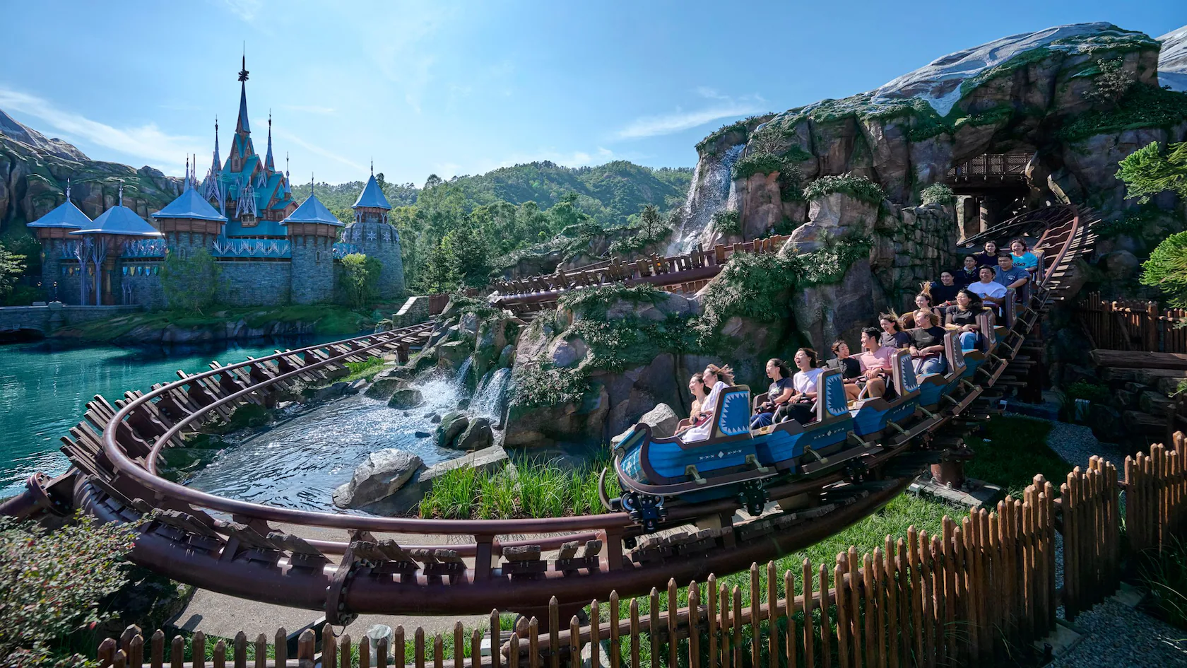 Wandering Oaken’s Sliding Sleighs