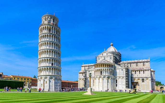 Pisa Cathedral and Leaning Tower on Piazza dei Miracoli, Pisa, Tuscany, Italy.