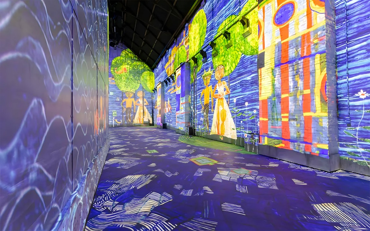 Hundertwasser artwork projections at Port des Lumières, Hamburg exhibit.