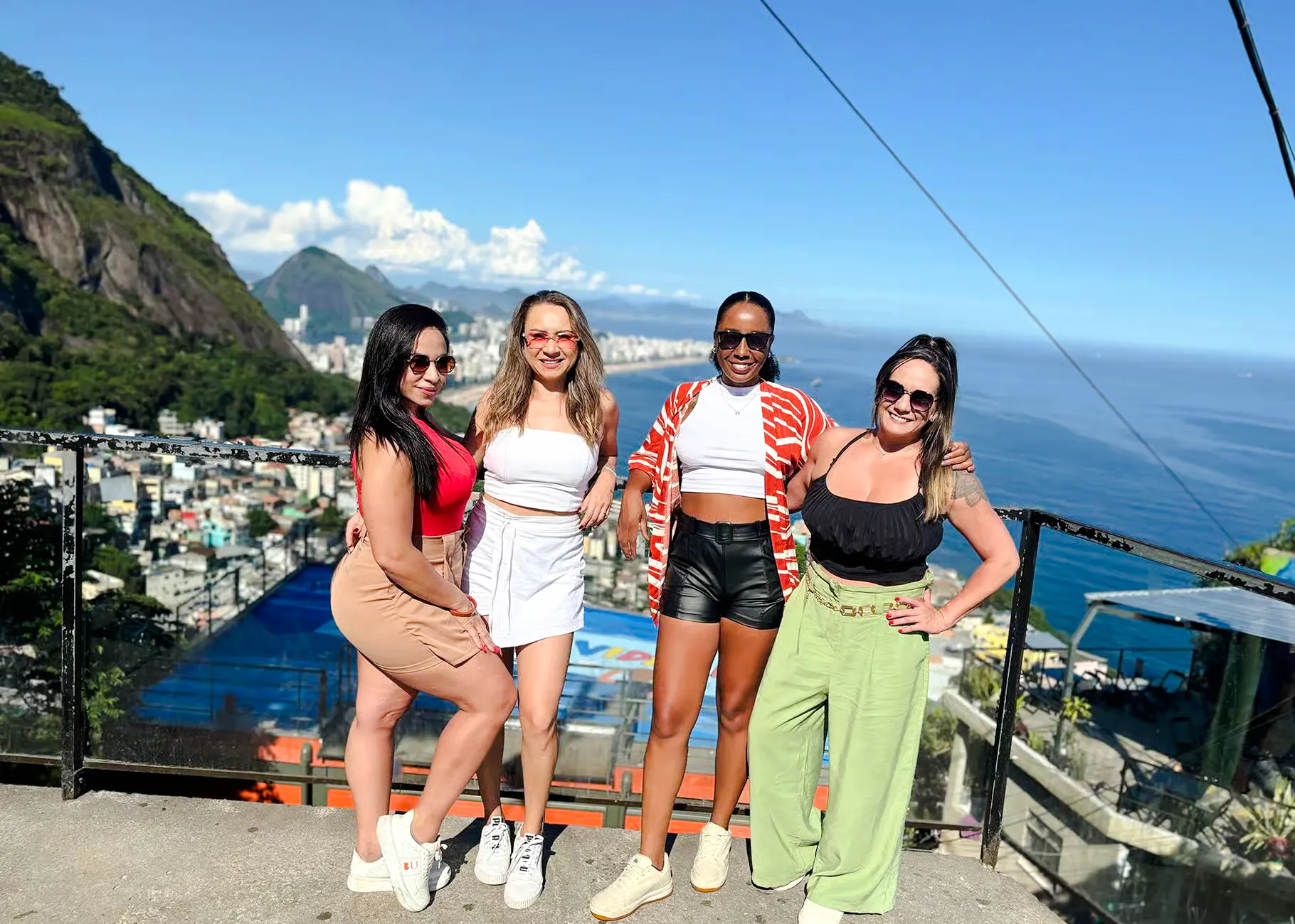 Rio de Janeiro Vidigal Walking Tour: Bars, Culture and Viewpoints