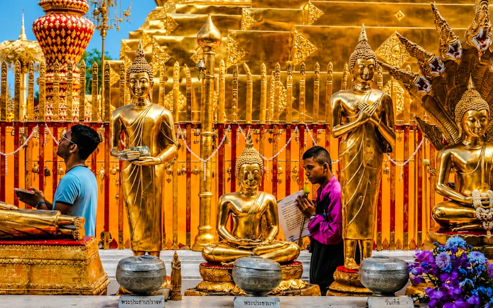 Chiang Mai Doi Suthep Temple and Wat Pha Lat Small-Group Guided Hike on Monk's Trail