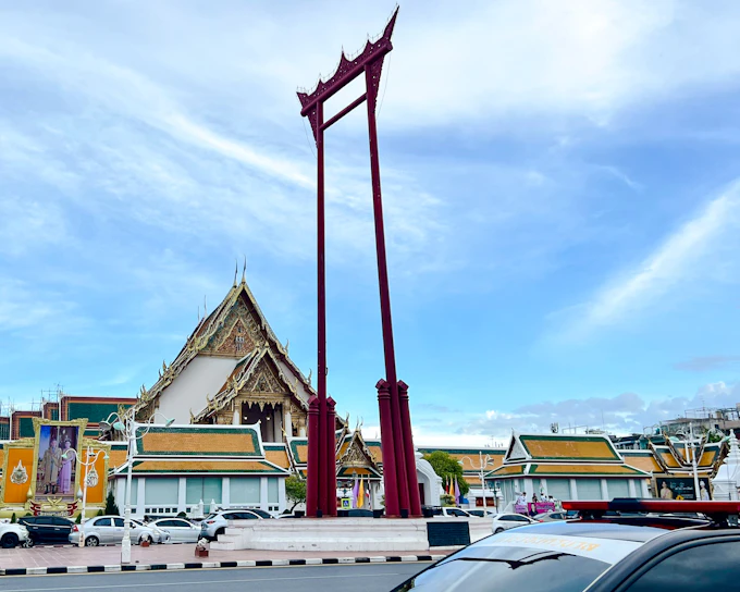 Bangkok Old Town Small-Group Walking Tour: Giant Swing, Loha Prasat & Golden Mount