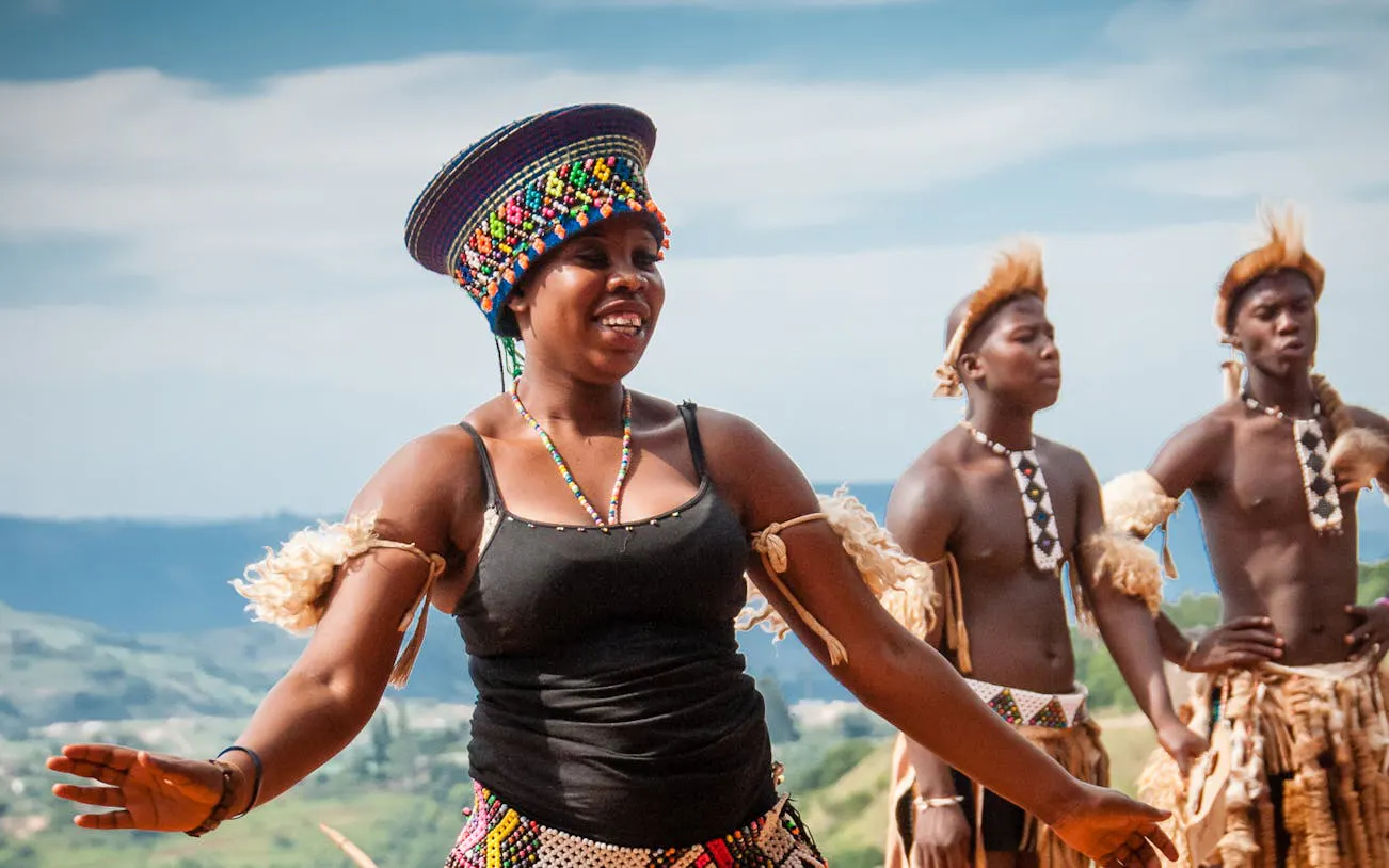 Mandela Capture Site and PheZulu Cultural Village Guided Tour with Wildlife Experiences and Hotel Transfers Image 10