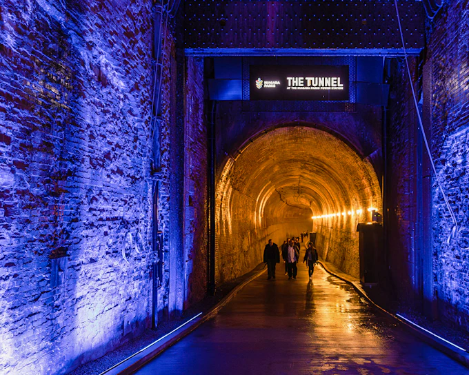 Niagara Falls Canada: Underground Power Station, Tailrace Tunnel & Skylon Tower Guided Tour