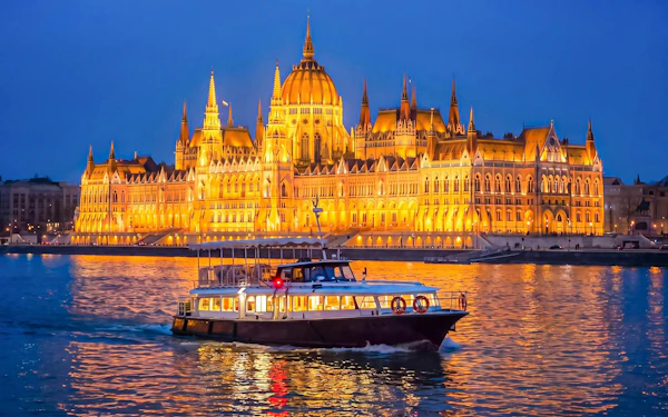 Budapest Danube River Nighttime Sightseeing Cruise