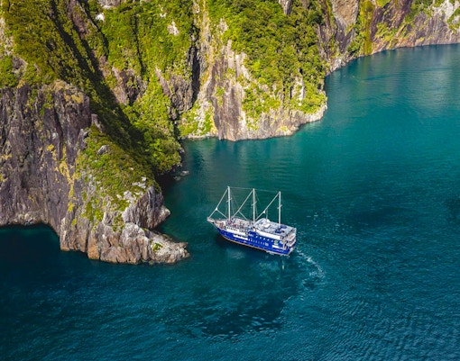 Milford Sound Cruises