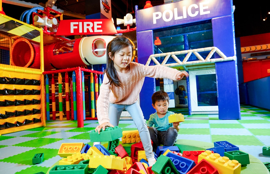 LEGO® City Fire Academy