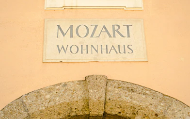 Skip-the-line Mozart's Birthplace Salzburg Old Town Tour
