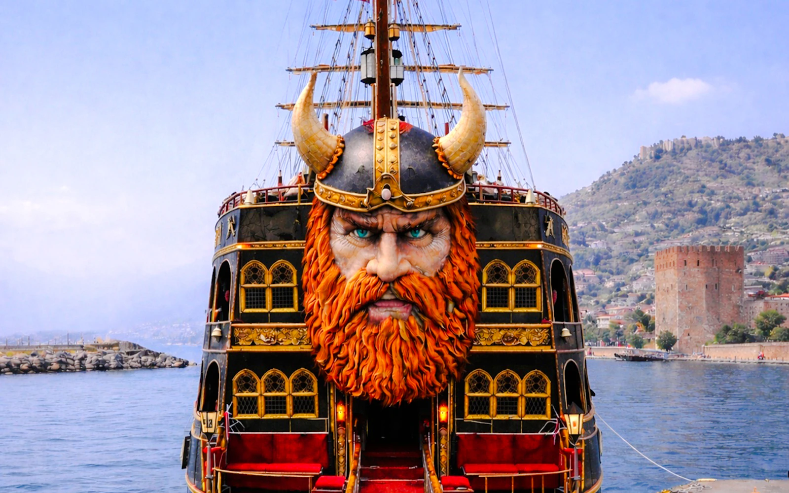 Alanya Pirate Boat Cruise with Lunch and Hotel Transfers