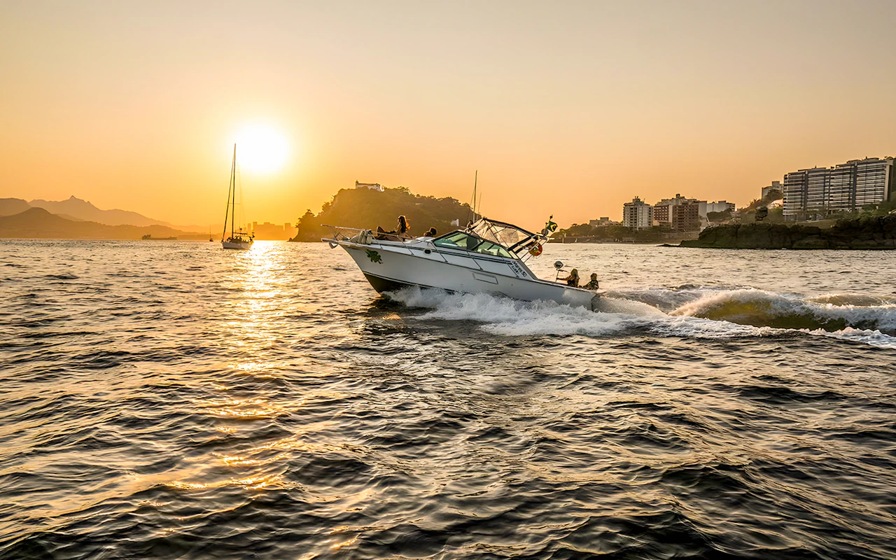 Excursion en hors-bord au coucher du soleil à Rio de Janeiro, avec boissons et pause baignade — 6