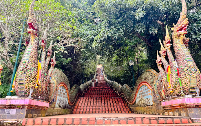 Chiang Mai City and Doi Suthep Private Guided Tour with Trishaw Ride