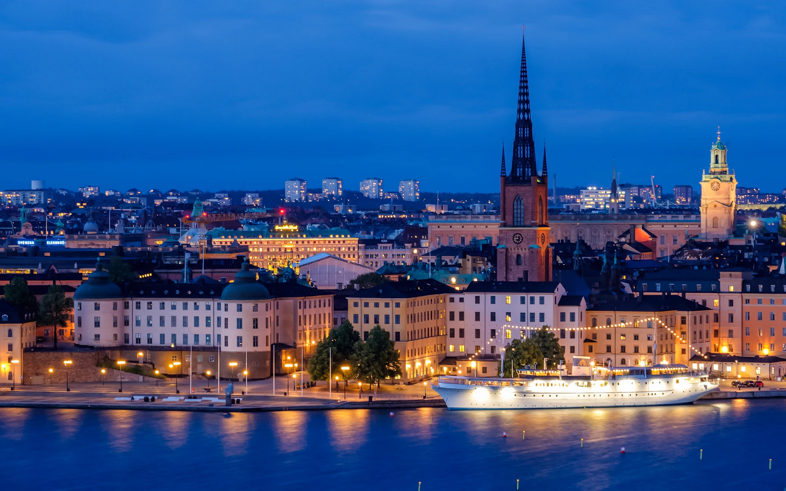 Stockholm Historical Old Town Free Walking Tour